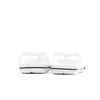 A pair of white Crocs flip-flops are shown from the back. Produktbild-Vorschau