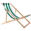 A striped deck chair on a white background. Voir les images du produit