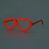 Bâton lumineux, cœur, lunettes, balle qui brille dans le Voir les images du produit 3