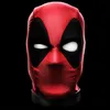 A close-up view of a Deadpool mask against a black background. Anteprima dell’immagine prodotto