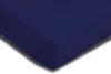 A close-up view of a dark blue fitted sheet, showing the corner and a slight fold. Produktbild-Vorschau