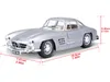 Bburago 1:24 Mercedes Benz 300SL stříbrná 18-22023 Náhled obrázku produktu 27