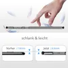 A hand is shown touching a phone case, with feathers in the background. Below, there are diagrams comparing phone thickness before and after applying the case. Anteprima dell’immagine prodotto