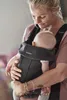 BabyBjörn Porte-bébé Mini, jersey 3D, gris noir Jersey 3D Voir les images du produit 7