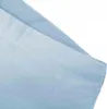 A close-up view of light blue fabric with visible stitching. Anteprima dell’immagine prodotto