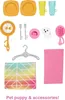 A collection of toy accessories for a dollhouse, including plates, cups, a frying pan with eggs, cutlery, a dog bowl, a dog figurine, a brush, a hanger, and fabric pieces. Produktbild-Vorschau