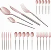 A set of cutlery arranged on a white background. Náhľad obrázku produktu