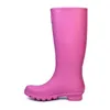 A single pink rubber boot on a white background. Náhled obrázku produktu