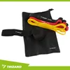 A set of resistance bands and a door anchor are laid out on a white background. Produktbild-Vorschau