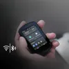 A hand holding a GPS cycling computer. Produktbild-Vorschau