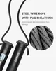 A close-up of a black jump rope with a digital counter and the brand name "RENPHO" visible. Text overlays describe the product's features, and a magnified view of the steel wire rope is shown. Produktbild-Vorschau