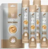 Friandise pour chats – Lick & Purr : Mousse au saumon Voir les images du produit 3