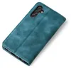 A teal flip case for a smartphone is shown from a diagonal top-down view against a white background. Produktbild-Vorschau