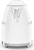 A white Smeg kettle with silver accents is shown against a white background. Produktbild-Vorschau
