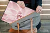 MuchoWow® Laptop Hülle 17 Zoll Laptoptasche Blume - Rosa - Produktbild-Vorschau 7