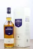 A bottle of Royal Lochnagar 12 Year Old Highland Single Malt Scotch Whisky and its gift box are displayed against a white background. Produktbild-Vorschau