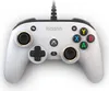 A white wired gaming controller with black accents and gold trim, shown from a top-down diagonal angle on a white background. Anteprima dell’immagine prodotto