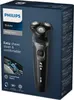 A product box for a Philips shaver. Produktbild-Vorschau