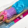 Barbie Poupée princesse HGR03 avec robe bleue Voir les images du produit 5