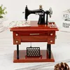 Hracia skrinka v tvare šijacieho stroja v retro štýle, Náhľad obrázku produktu 2