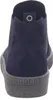 A rear view of a navy blue Chelsea boot with a gray sole. Voir les images du produit