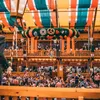 offizieller Oktoberfest-Krug 2025 der Stadt München - mit Produktbild-Vorschau 6