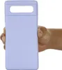 A hand holding a purple phone case. Produktbild-Vorschau