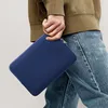 kwmobile Tablet Hülle kompatibel mit 9,7"-11" Tablet - Produktbild-Vorschau 2