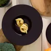 Assiette Homla FAMELIO Black pour pâtes, 28 cm Voir les images du produit 3