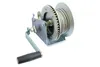 A close-up studio shot of a manual winch with a steel cable wound around the drum. Produktbild-Vorschau