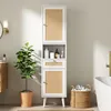Mobiletto alto da bagno Flieks con ante in rattan, design Anteprima dell’immagine prodotto 4
