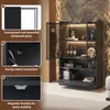 A dark-colored display cabinet with glass doors and interior LED lighting, showcasing various items like bottles, decorative objects, and books. The image is accompanied by callouts highlighting product features. Anteprima dell’immagine prodotto