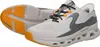 A pair of athletic shoes shown from a diagonal angle on a white background. Voir les images du produit