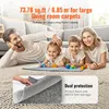 A family is lying on a carpet in a living room, with a close-up of the carpet material at the bottom. Produktbild-Vorschau