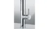 A close-up shot of a chrome kitchen faucet handle. Podgląd zdjęcia produktu