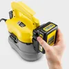 A hand is shown attaching a battery pack to a yellow and gray Kärcher pressure sprayer. Produktbild-Vorschau