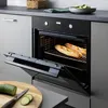Four encastrable 60 cm AirFry autonome noir chaleur Voir les images du produit 3