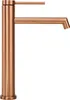 A copper-colored faucet on a white background. Anteprima dell’immagine prodotto