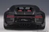 Autoart 70996 Bugatti Chiron 2019 in carbonio rosso, scala Anteprima dell’immagine prodotto 8