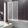 A modern bathroom with a bathtub and a shower screen. Anteprima dell’immagine prodotto