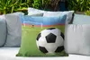 MuchoWow® Outdoor Kissen - Eine Illustration eines Fußballs Produktbild-Vorschau 4
