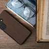 kwmobile Handyhülle für Samsung Galaxy S25 Hülle Holz - Produktbild-Vorschau 3