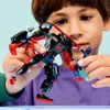 Lego Miles Morales Mech vs. Spider-Man 2099 Voir les images du produit 4