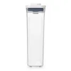 A clear, studio shot of a tall, rectangular, clear plastic food storage container with a white lid and a gray seal. Produktbild-Vorschau
