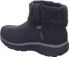 A side view of a black Skechers boot with a knitted collar. Voir les images du produit