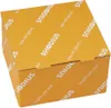A close-up view of a cardboard box with repeating text and brand name. Anteprima dell’immagine prodotto