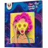 The image shows the packaging of a neon art light shaped like a 'Power Woman'. Voir les images du produit