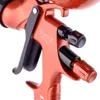 Close-up of the handle and adjustment knobs of an orange spray gun. Náhled obrázku produktu