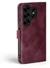 A close-up side view of a burgundy flip phone case for a Samsung Galaxy S25 Ultra. Produktbild-Vorschau