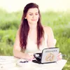 Mr. & Mrs. Panda Etui Otter Herz - Grau Pastell - Geschenk, Produktbild-Vorschau 2